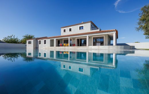 别墅  Pierrefeu-du-Var, Var