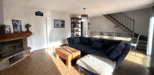 Villa à Vitrolles, Bouches-du-Rhône