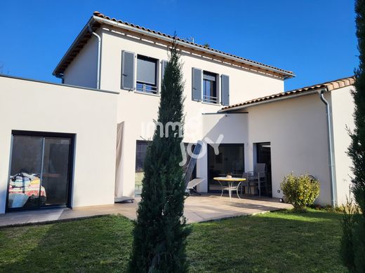 Villa in Castanet-Tolosan, Upper Garonne