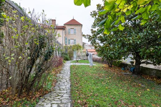 Luxury home in Billom, Puy-de-Dôme