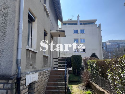 Casa de lujo en Dijon, Cote D'Or