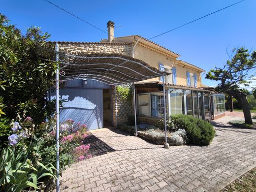 Luxury home in Tulette, Drôme