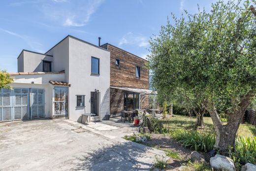Luxury home in Carros, Alpes-Maritimes