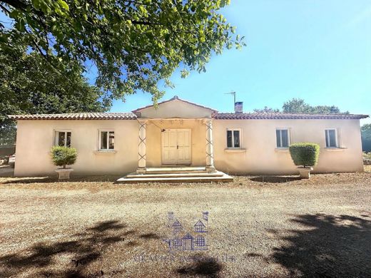 Luxe woning in Néoules, Var