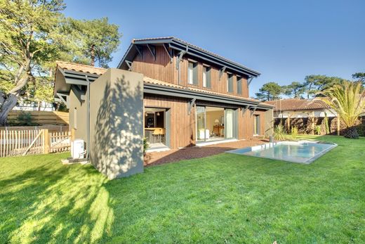 빌라 / Capbreton, Landes