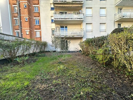 아파트 / Bagnolet, Seine-Saint-Denis