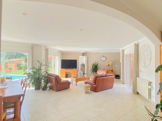 Villa à Perpignan, Pyrénées-Orientales