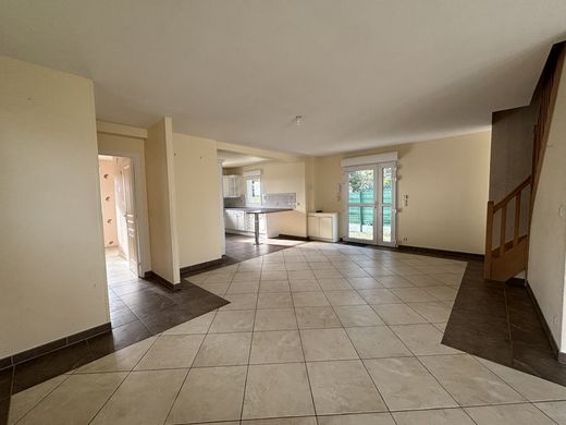 Элитный дом, Saint-Côme-de-Fresné, Calvados