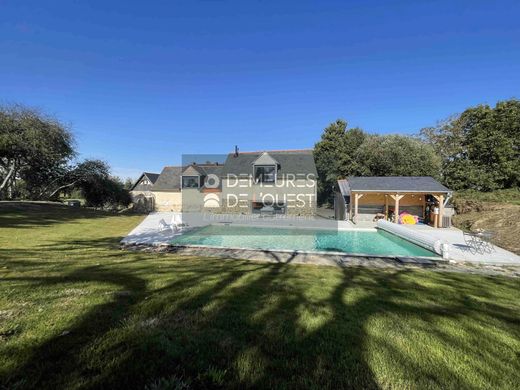 Maison de luxe à Tinténiac, Ille-et-Vilaine