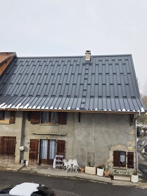 Casa di lusso a Allonzier-la-Caille, Alta Savoia
