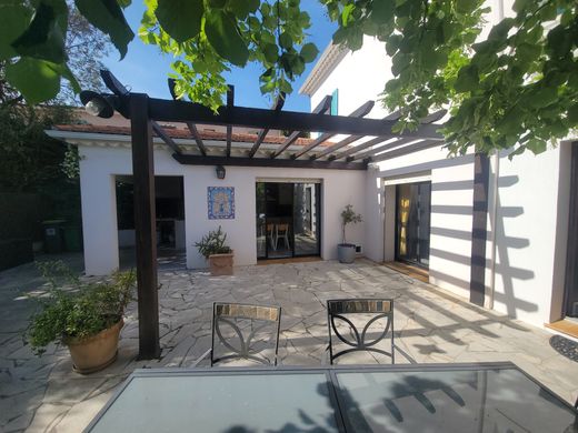 Luxus-Haus in Toulon, Var