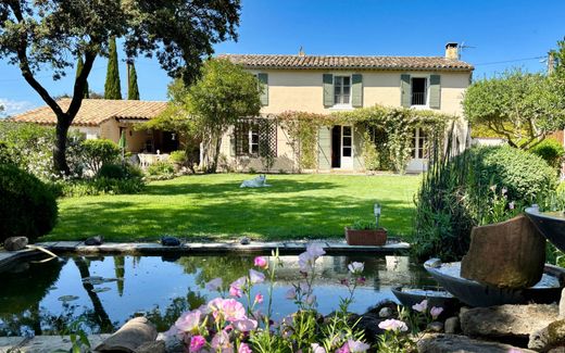 Villa Vers-Pont-du-Gard, Gard