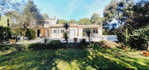 Luxus-Haus in Nîmes, Gard