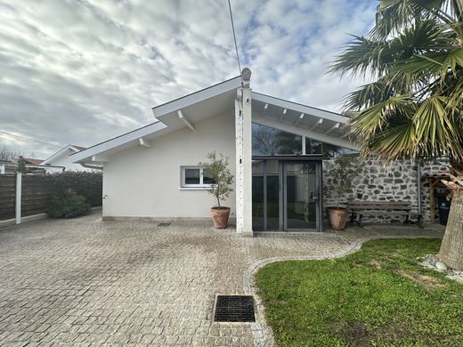 豪宅  La Teste-de-Buch, Gironde