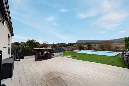 Вилла, Garrigues, Hérault