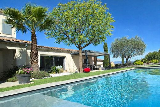 Villa à Saint-Saturnin-lès-Avignon, Vaucluse