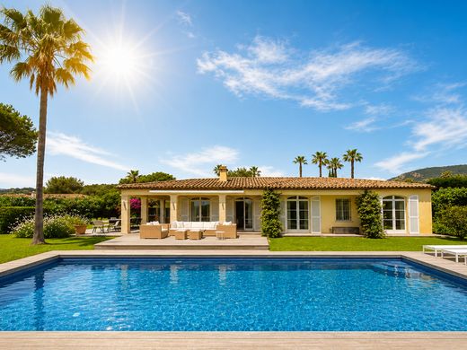 Maison de luxe à Grimaud, Var