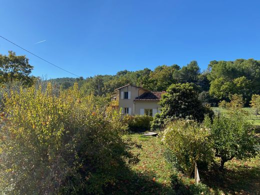 Villa in Le Beaucet, Vaucluse