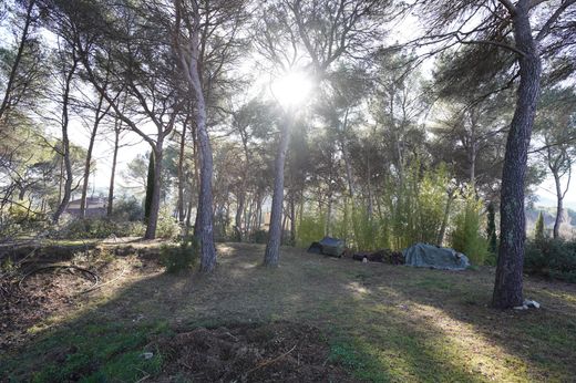‏קרקע ב  Ventabren, Bouches-du-Rhône