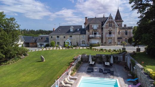 Luxury home in Châtillon-sur-Indre, Indre