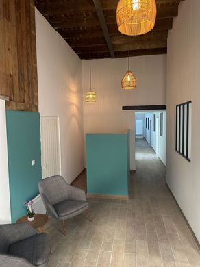 Office in Saint-Cyr-sur-Mer, Var