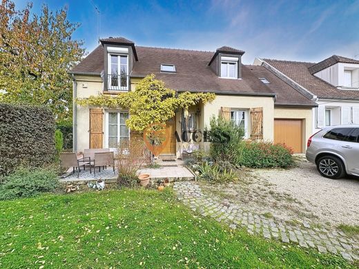 Luxury home in Groslay, Val d'Oise