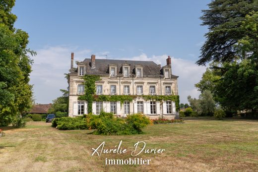 Πολυτελή κατοικία σε Descartes, Indre-et-Loire