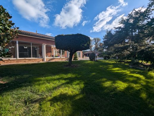 Πολυτελή κατοικία σε Châtillon-sur-Chalaronne, Ain