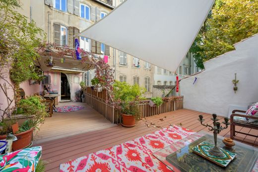 ﺷﻘﺔ ﻓﻲ مارسيليا, Bouches-du-Rhône