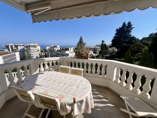 Apartment in Menton, Alpes-Maritimes