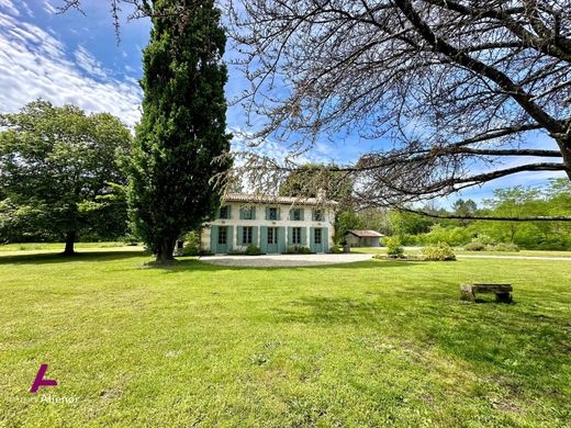 Luxury home in Hostens, Gironde