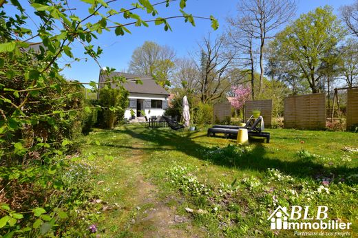 Πολυτελή κατοικία σε Lévis-Saint-Nom, Yvelines