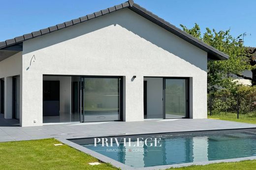Villa en Peyrieu, Ain