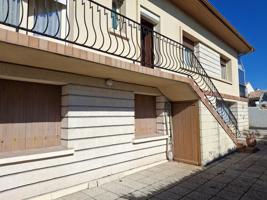 Luxus-Haus in Saint-Georges-de-Didonne, Charente-Maritime