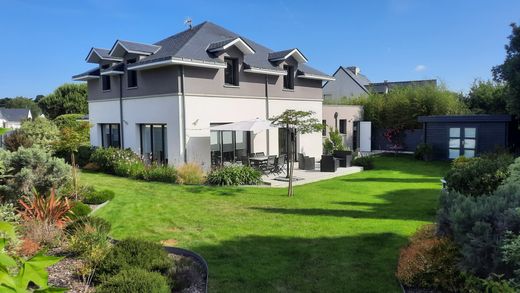 Luxe woning in Le Pouliguen, Loire-Atlantique