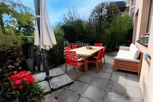 ‏דירה ב  Divonne-les-Bains, Ain