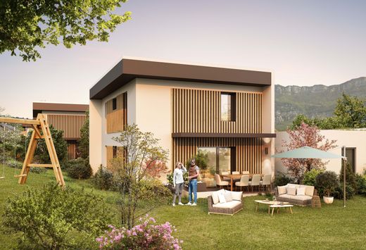 Villa in Viviers-du-Lac, Savoy