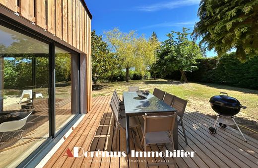 Casa di lusso a Quinsac, Gironda