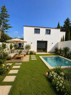 Luxus-Haus in Allauch, Bouches-du-Rhône