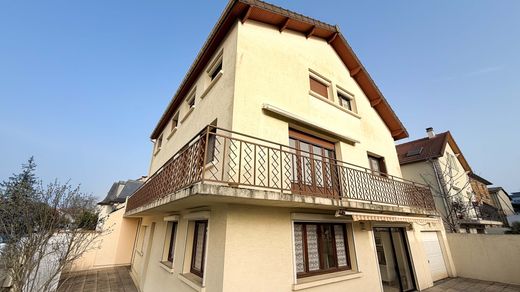 Casa di lusso a Clamart, Hauts-de-Seine