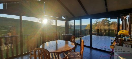 Casa di lusso a Labergement-Sainte-Marie, Doubs