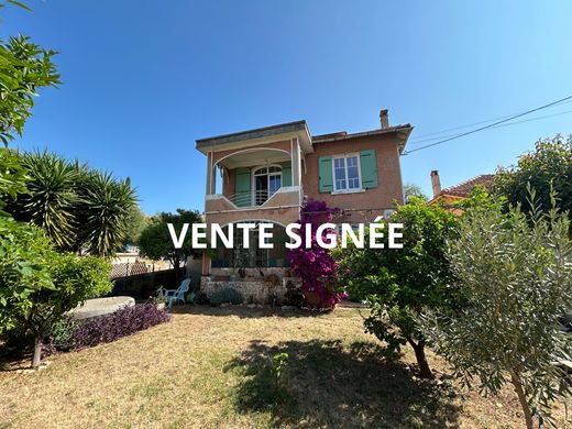 Luxus-Haus in Ollioules, Var