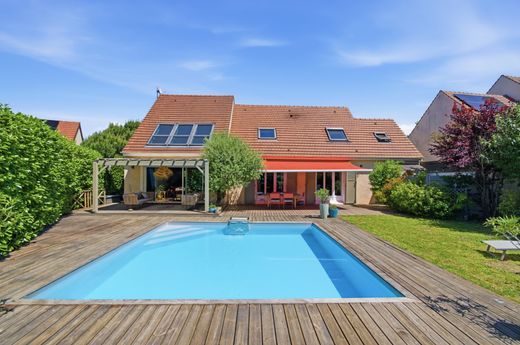 Luxury home in Morainvilliers, Yvelines
