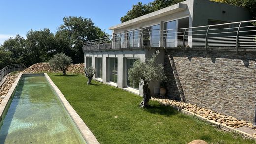 Luxury home in Rochefort-du-Gard, Gard