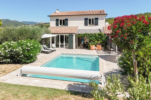 ﻓﻴﻼ ﻓﻲ Caromb, Vaucluse