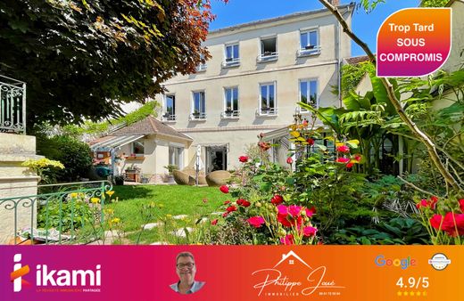 Luxus-Haus in Sens, Yonne