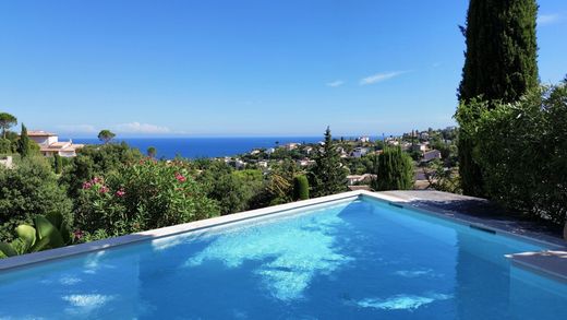 Luxury home in Les Issambres, Var