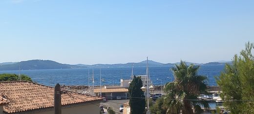 아파트 / Le Pradet, Var