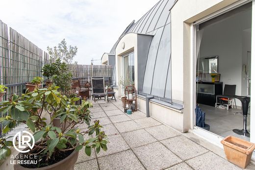 Квартира, Исси-ле-Мулино, Hauts-de-Seine