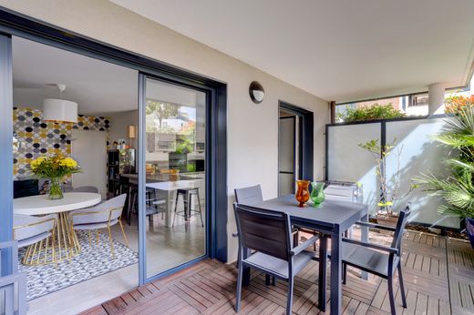 Appartement à Le Plessis-Robinson, Hauts-de-Seine